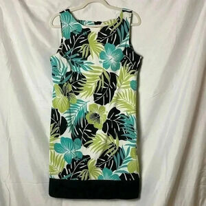 Dressbarn leaf/floral dress‎